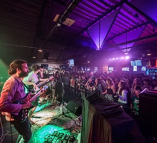 Bowstring Bar & Music 